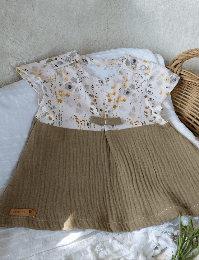 Robe fleurie taille 68